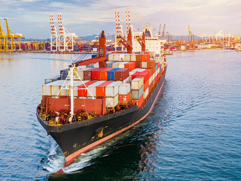 container-ship-arriving container-ship-arriving